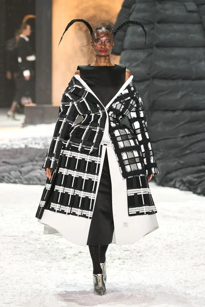 Look 44